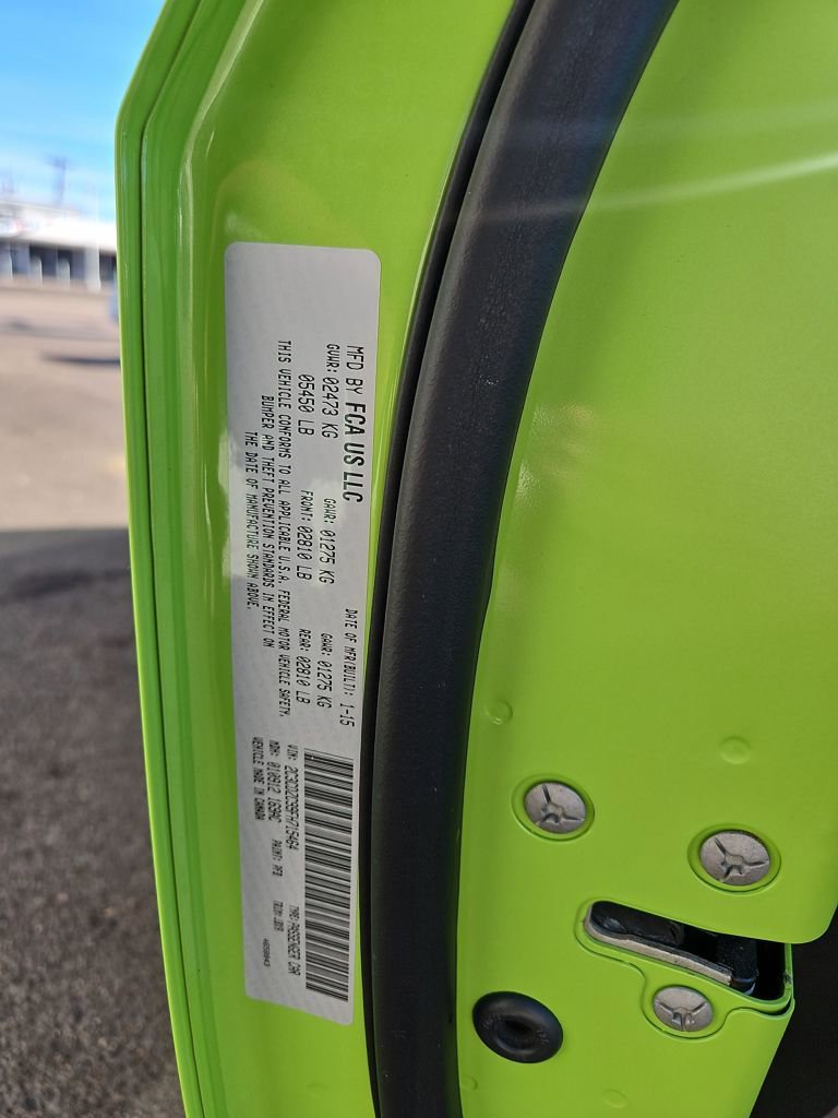 Used 2015 Dodge Challenger SRT Hellcat image 30