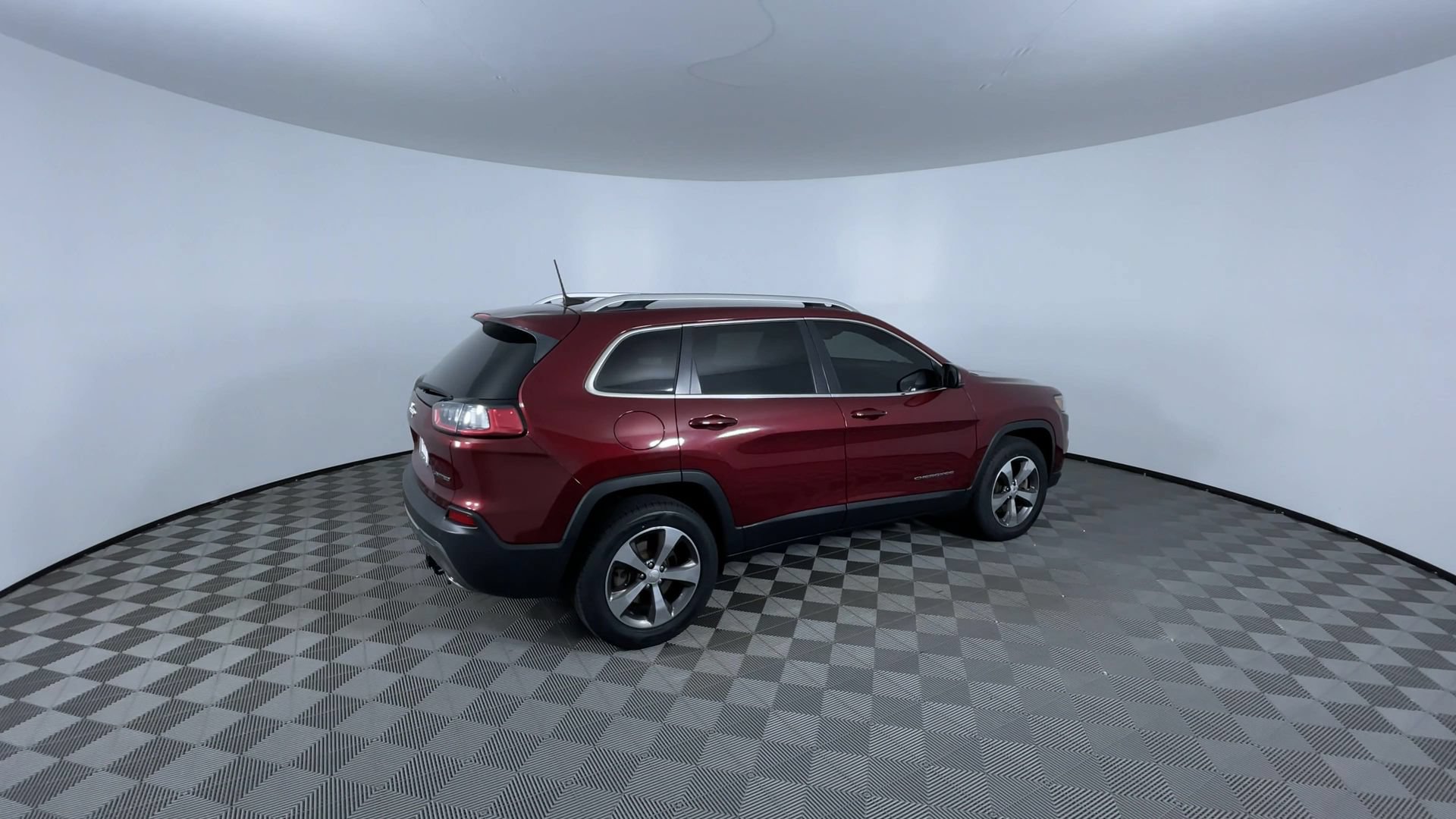 Used 2020 Jeep Cherokee Limited AWD/4WD image 9