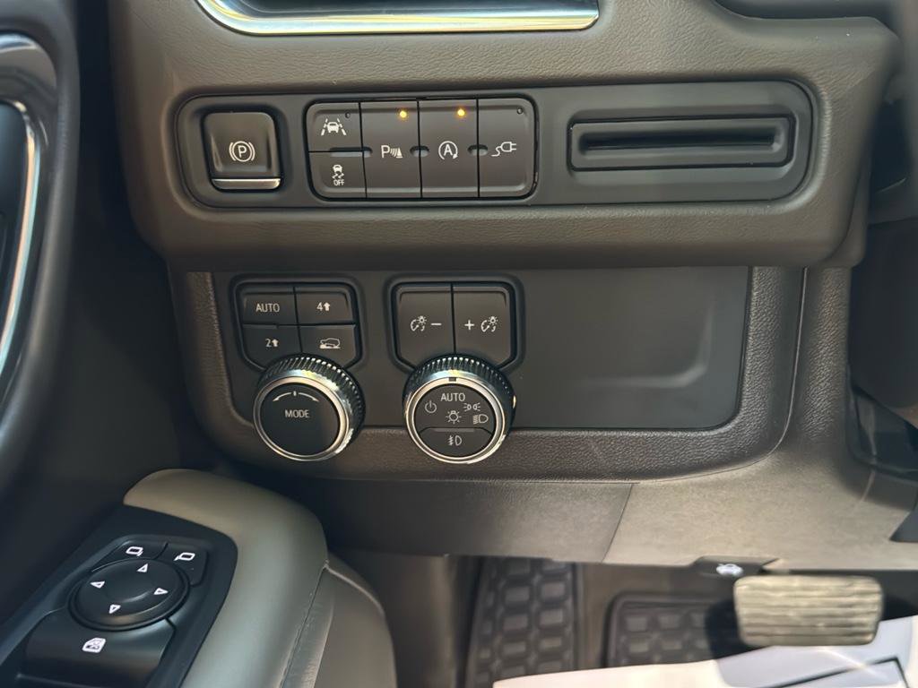 Used 2021 GMC Yukon SLT image 12
