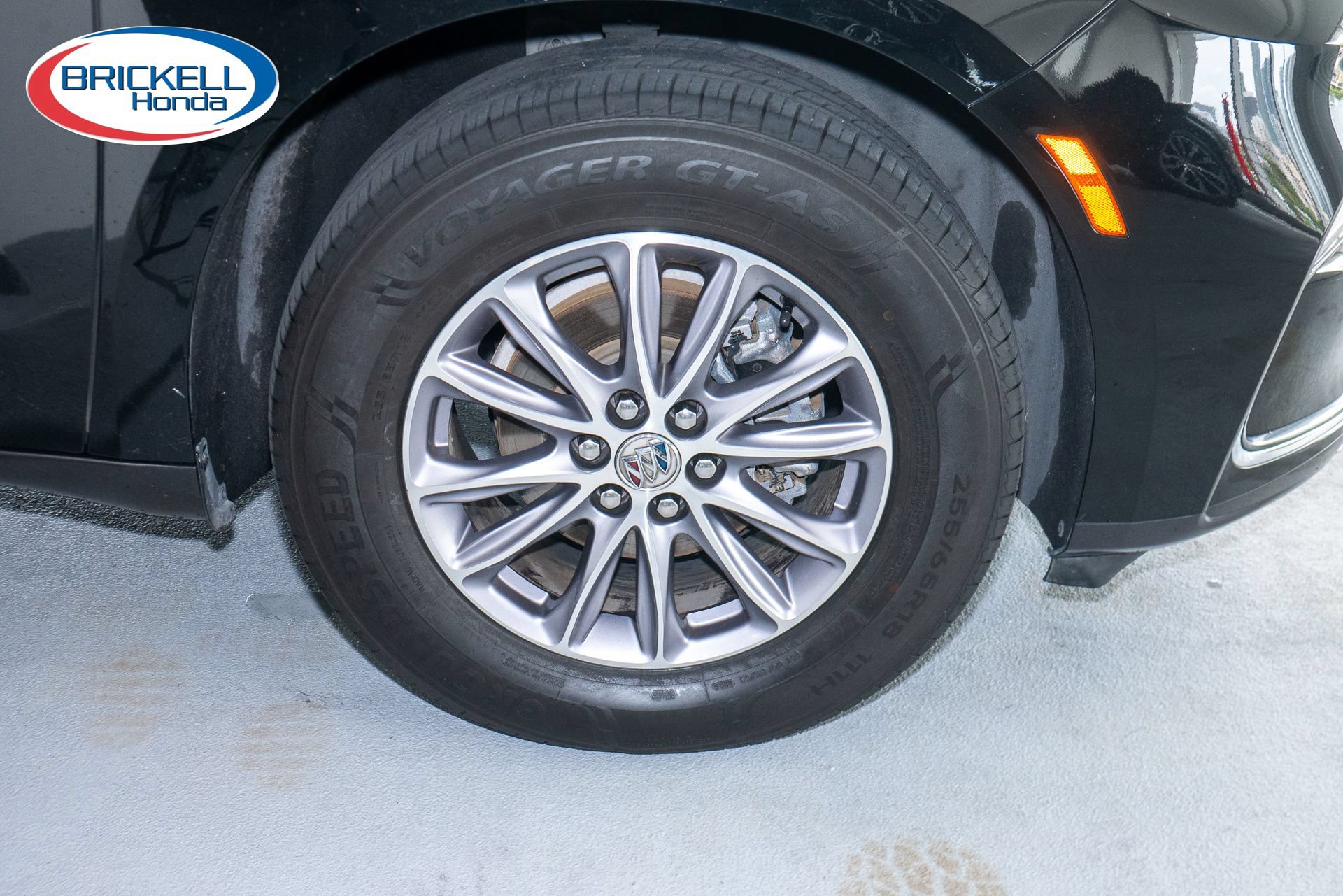 Used 2024 Buick Enclave Essence w/ Technology Package FWD image 37