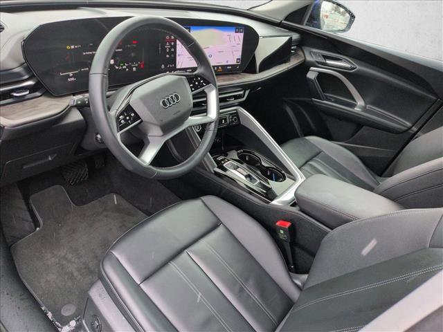 Used 2025 Audi Q5 Premium w/ 19" Wheel Package image 13