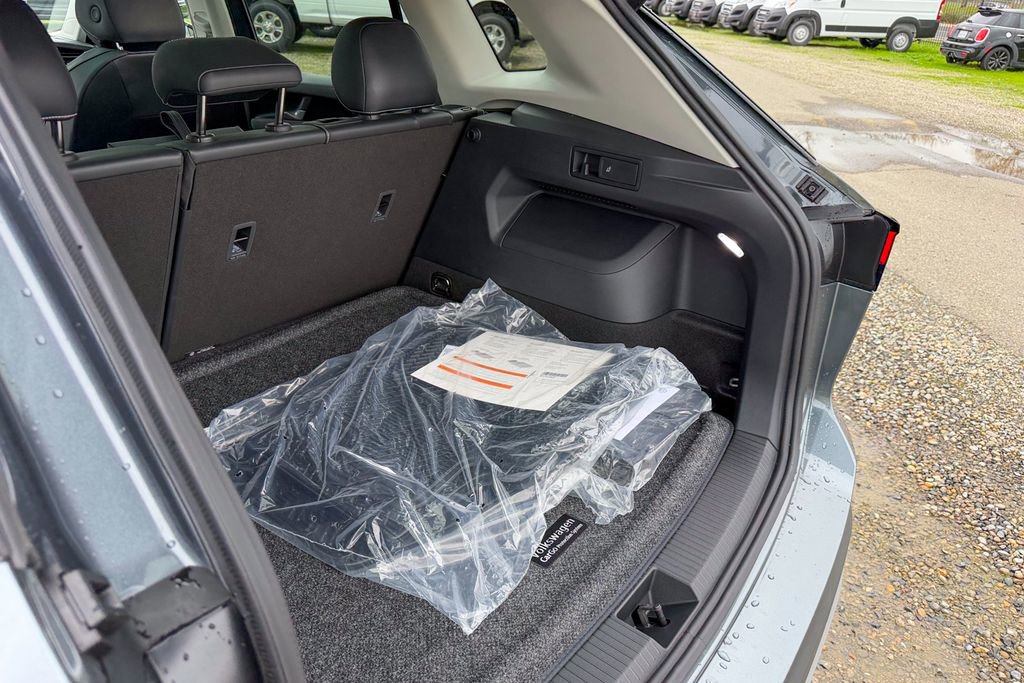 New 2026 Volkswagen Tiguan SE image 24