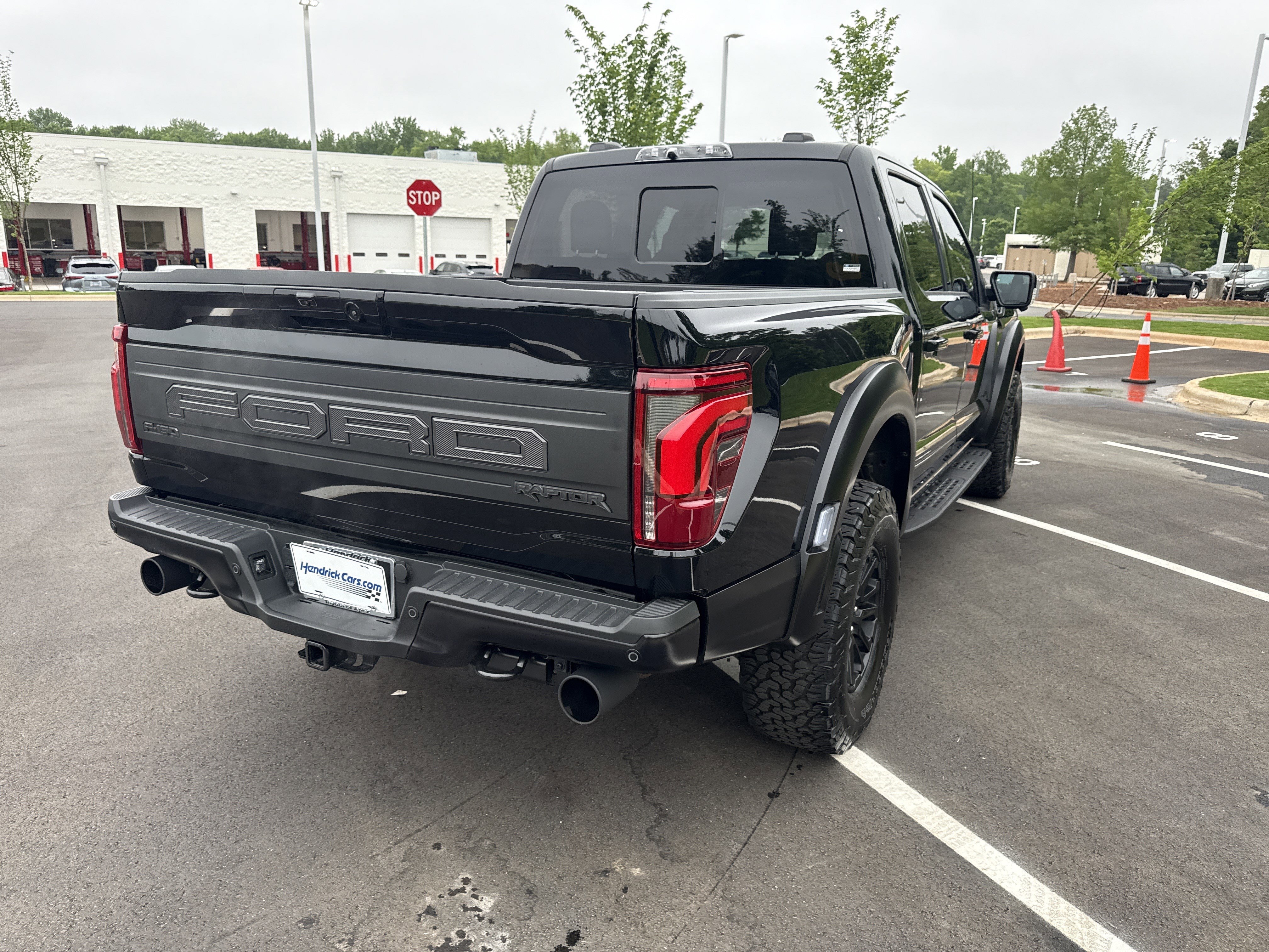 Used 2025 Ford F150 Raptor AWD/4WD image 10