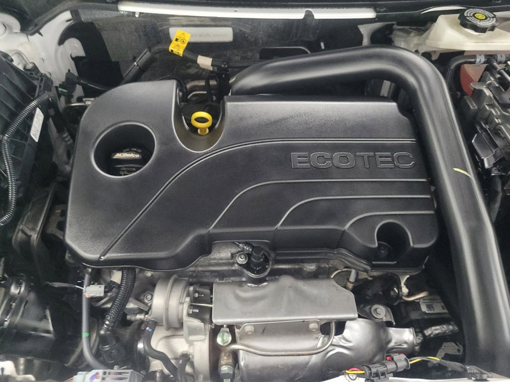 Used 2024 GMC Terrain SLE image 30