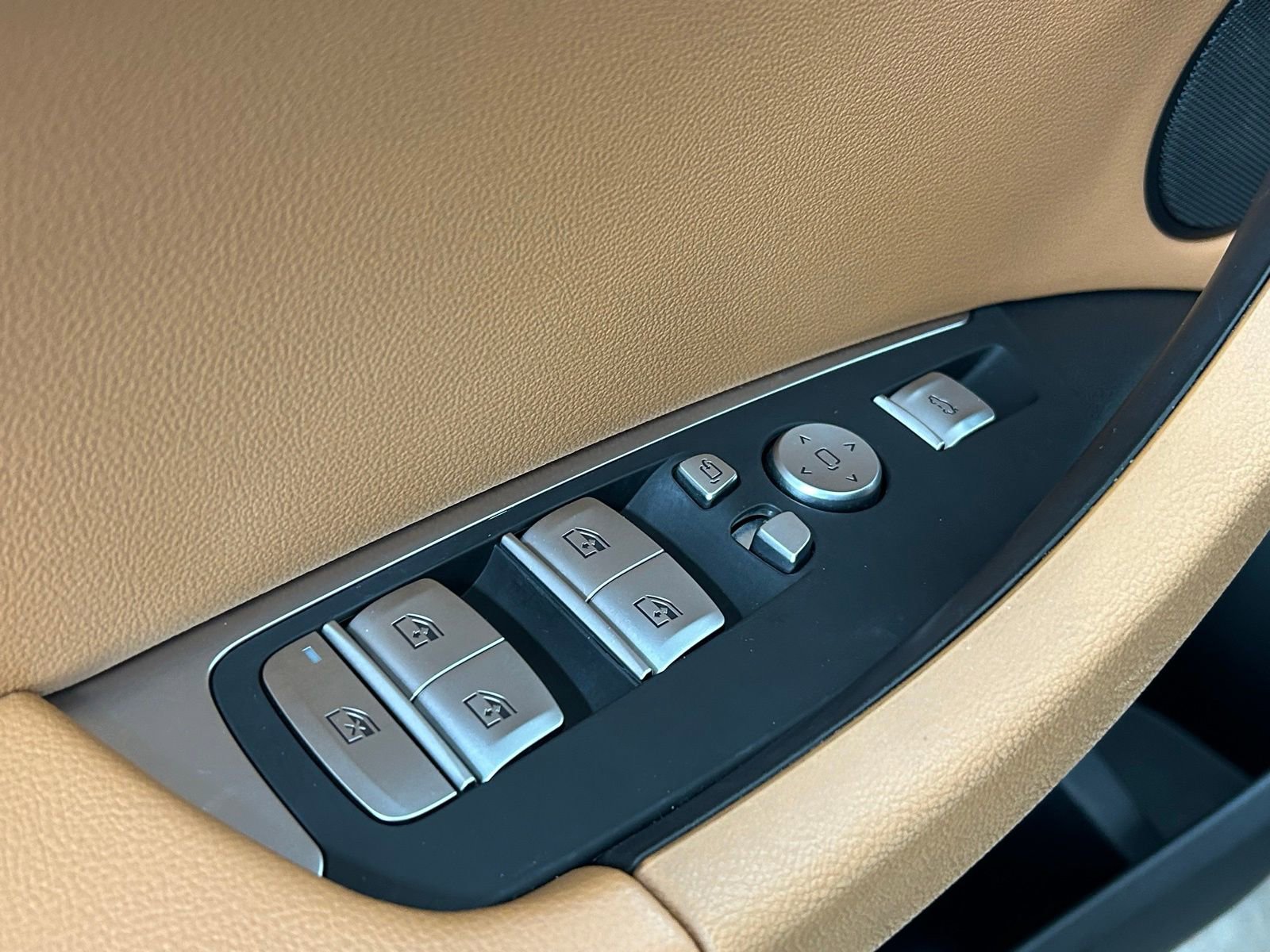 Used 2023 BMW X3 xDrive30i w/ Premium Package w/ZPA image 26