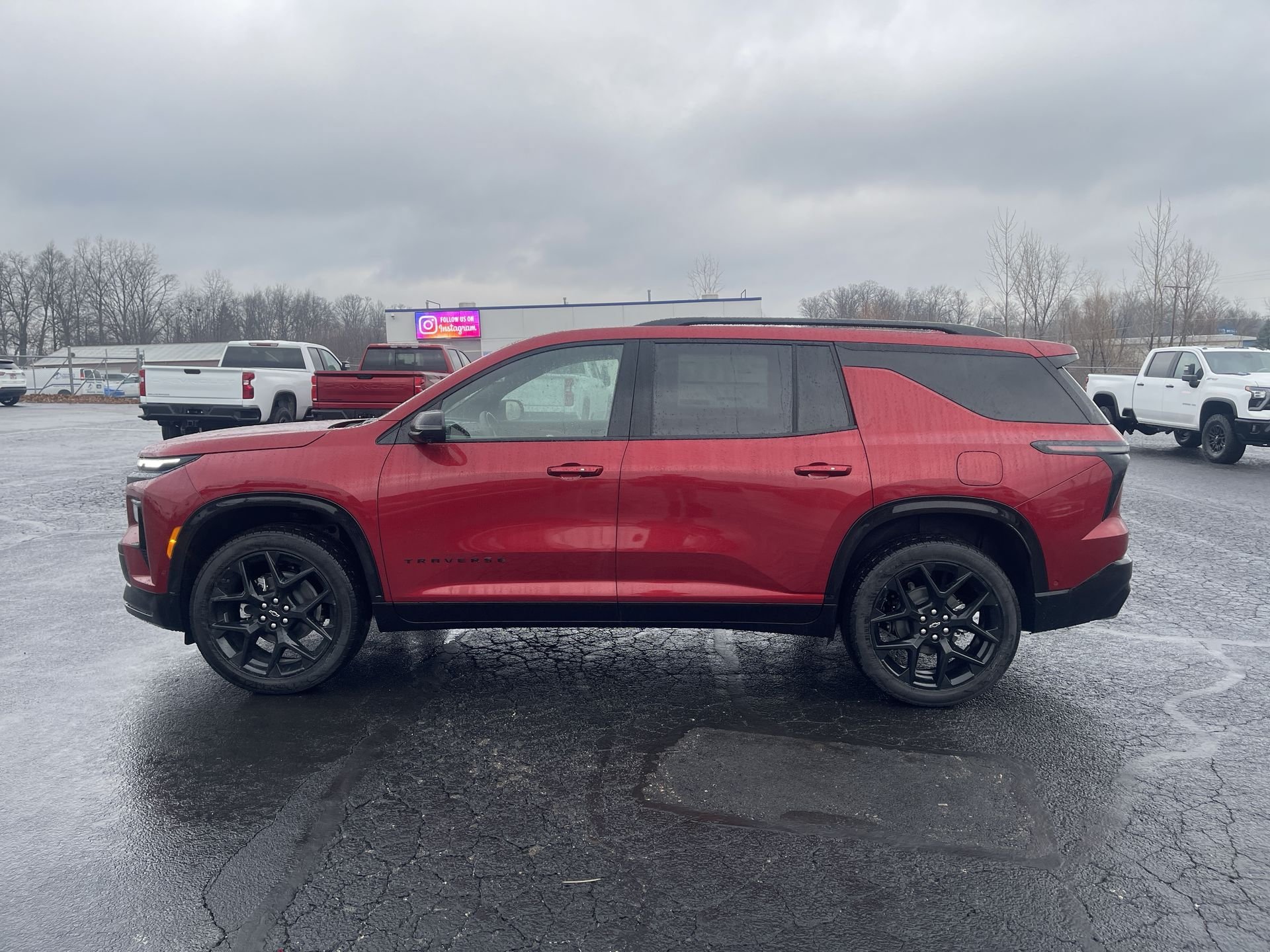 New 2026 Chevrolet Traverse RS w/ LPO, Floor Liner Package AWD/4WD image 41