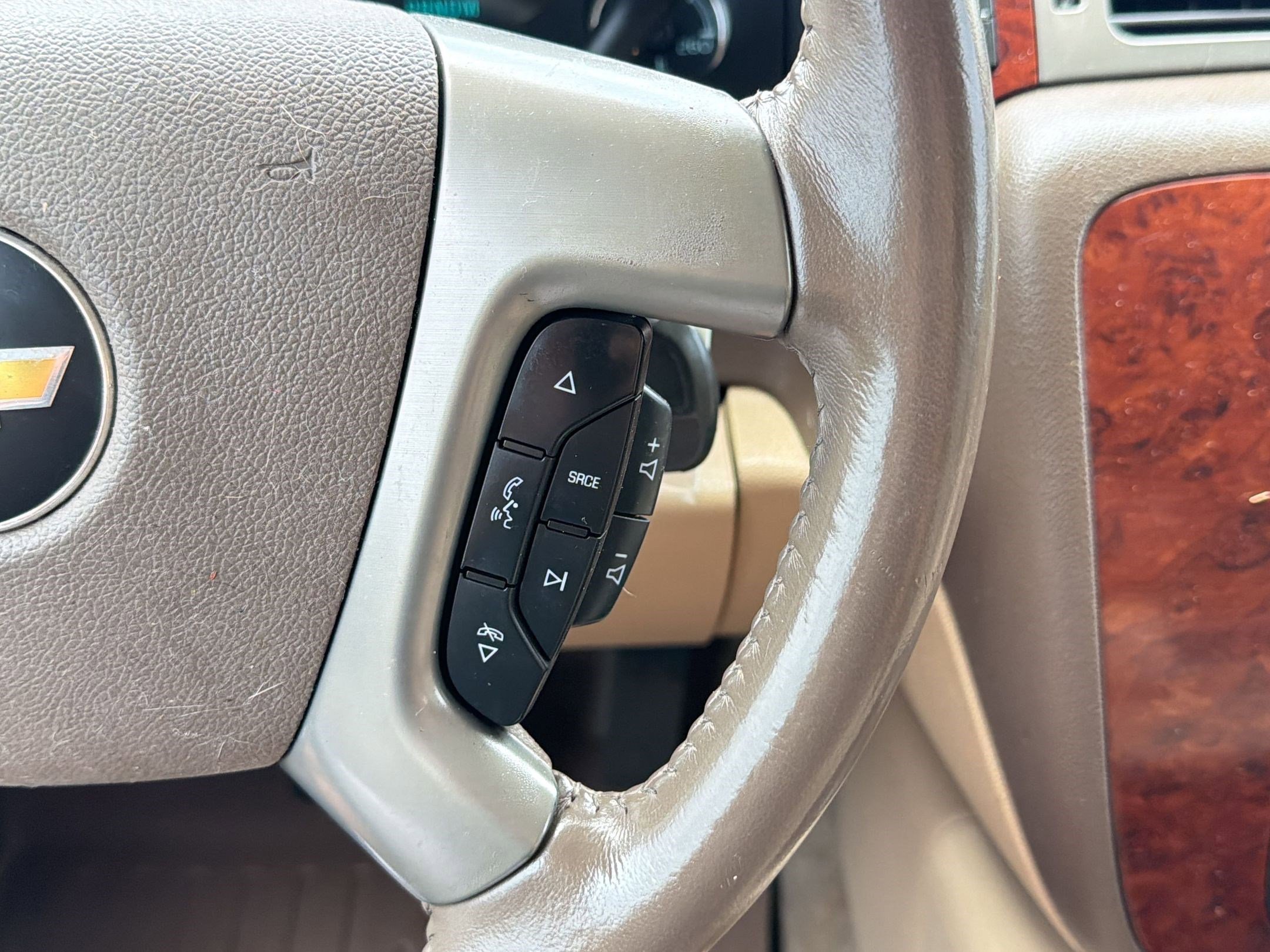 Used 2012 Chevrolet Tahoe LT RWD image 25