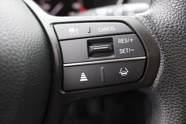 Used 2025 Honda CR-V LX image 16