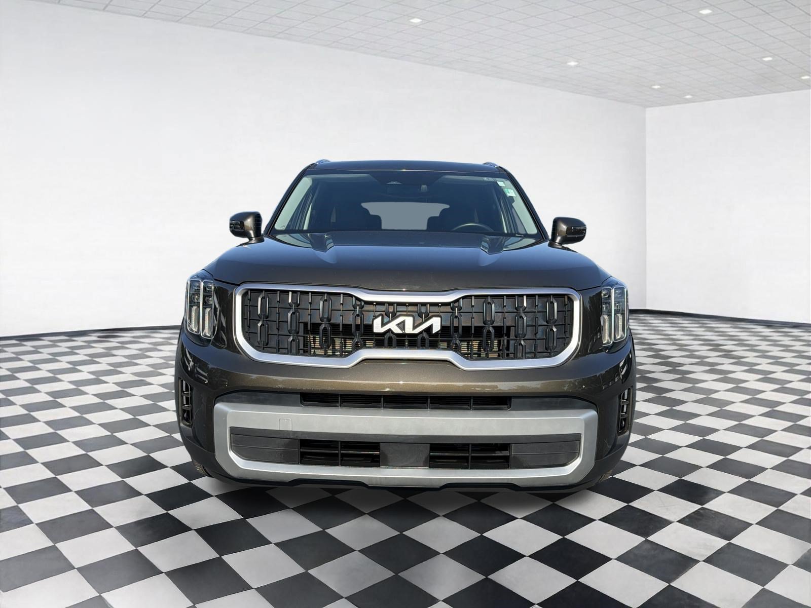 Used 2023 Kia Telluride EX w/ EX Captain's Chair Package FWD image 7