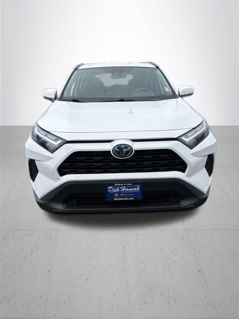 Used 2024 Toyota RAV4 LE image 3