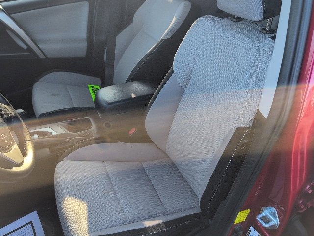 Used 2016 Toyota RAV4 XLE image 11