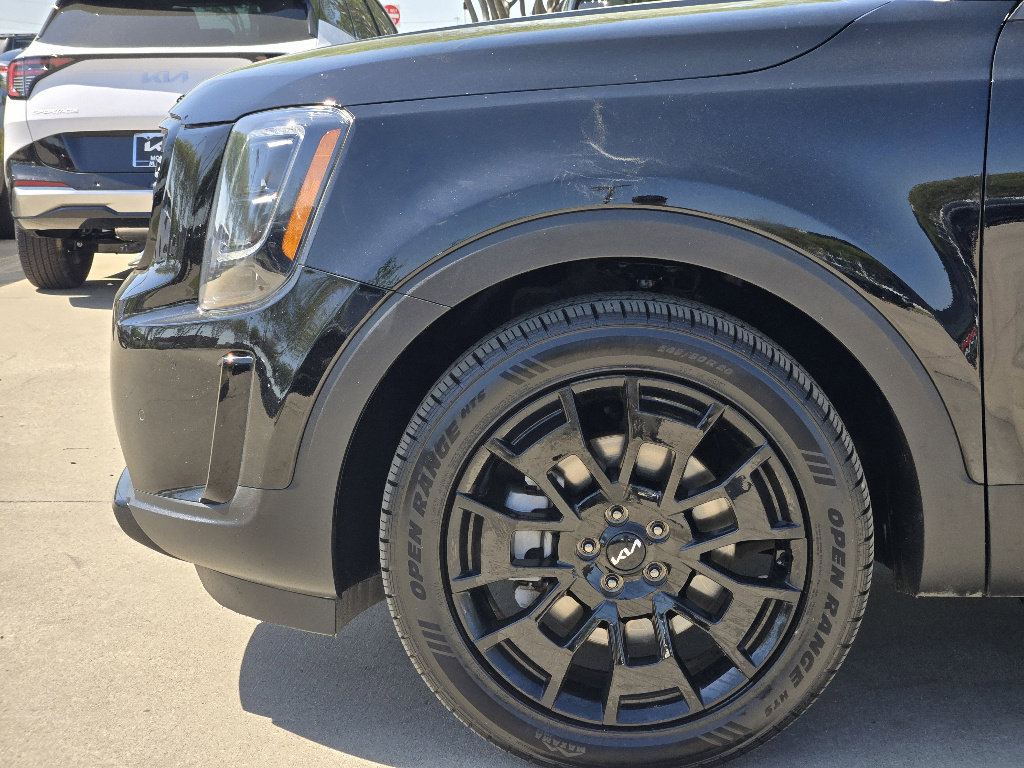 Used 2022 Kia Telluride SX w/ Nightfall Edition Package image 14