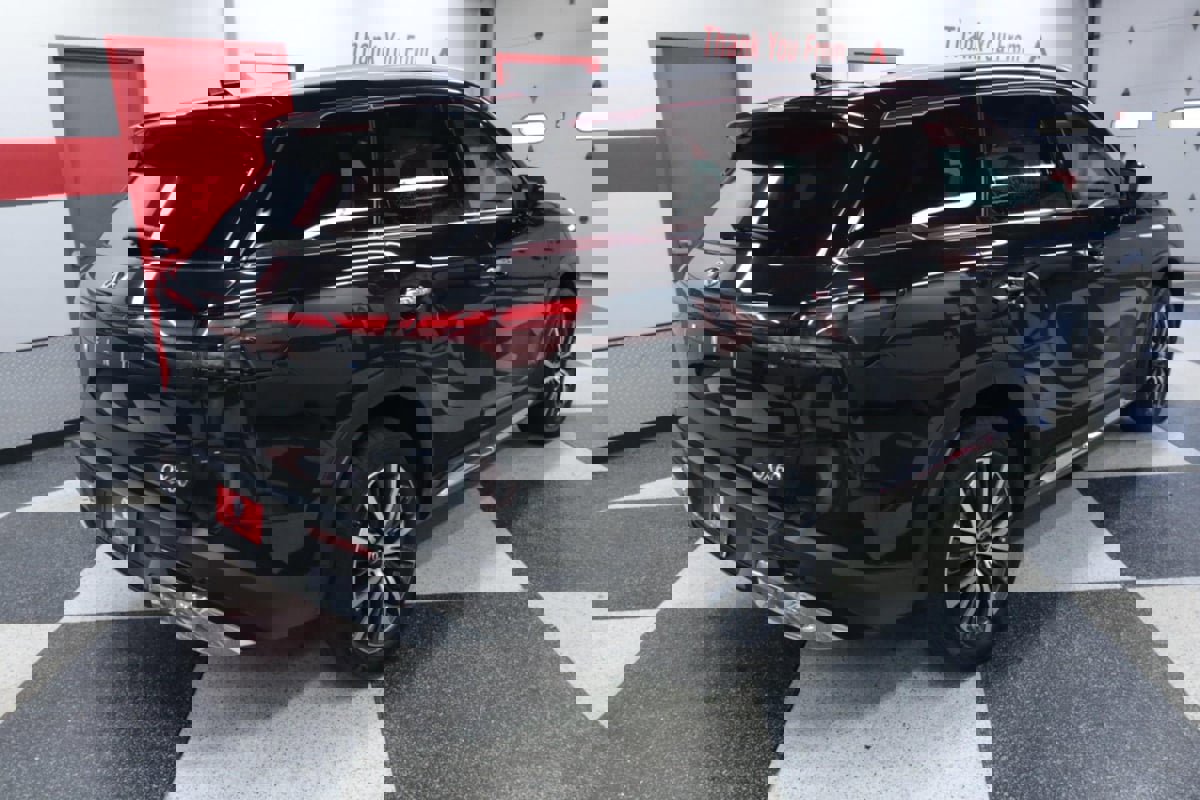 Used 2022 INFINITI QX60 Sensory image 7