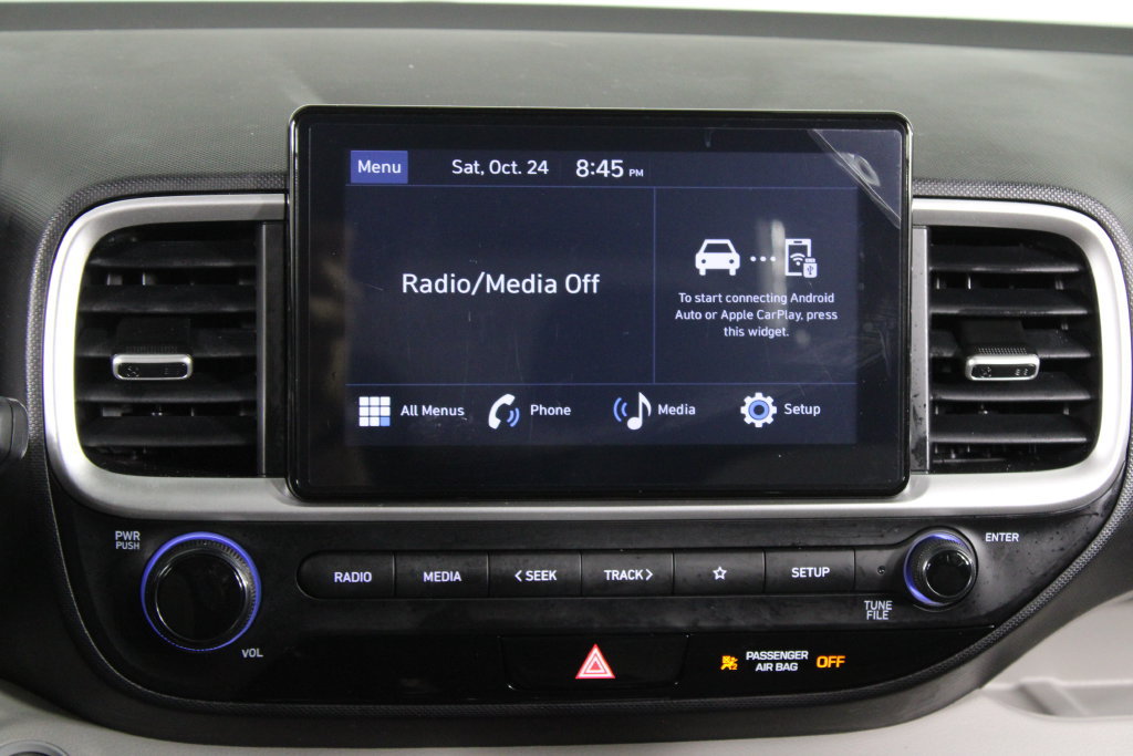 Certified 2024 Hyundai Venue SEL FWD image 9