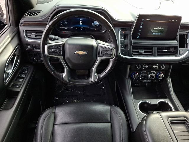 Used 2022 Chevrolet Suburban LT image 12