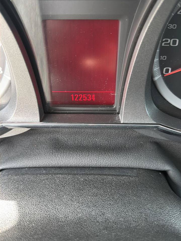 Used 2011 GMC Terrain SLT FWD image 11