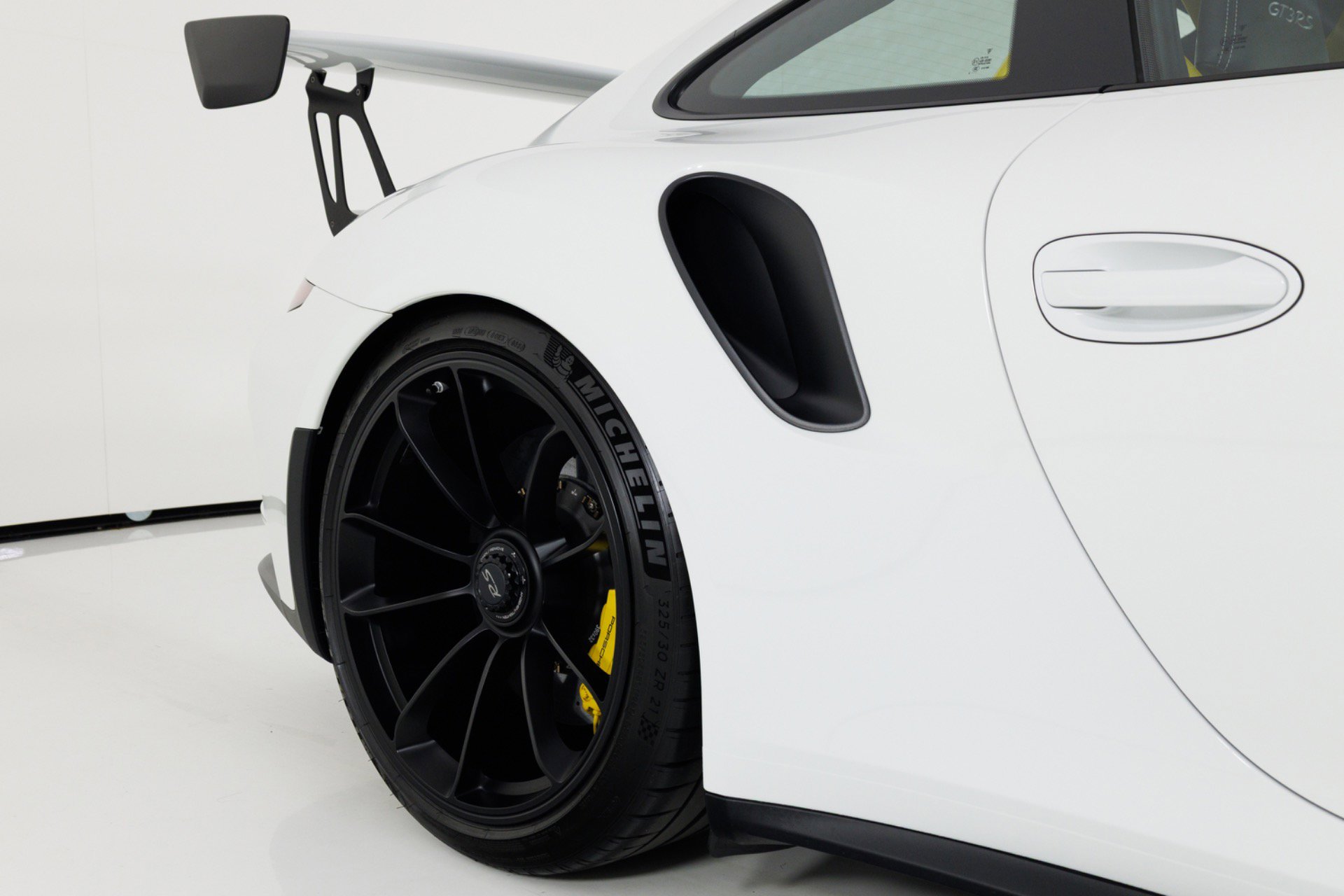 Used 2016 Porsche 911 GT3 RS image 63