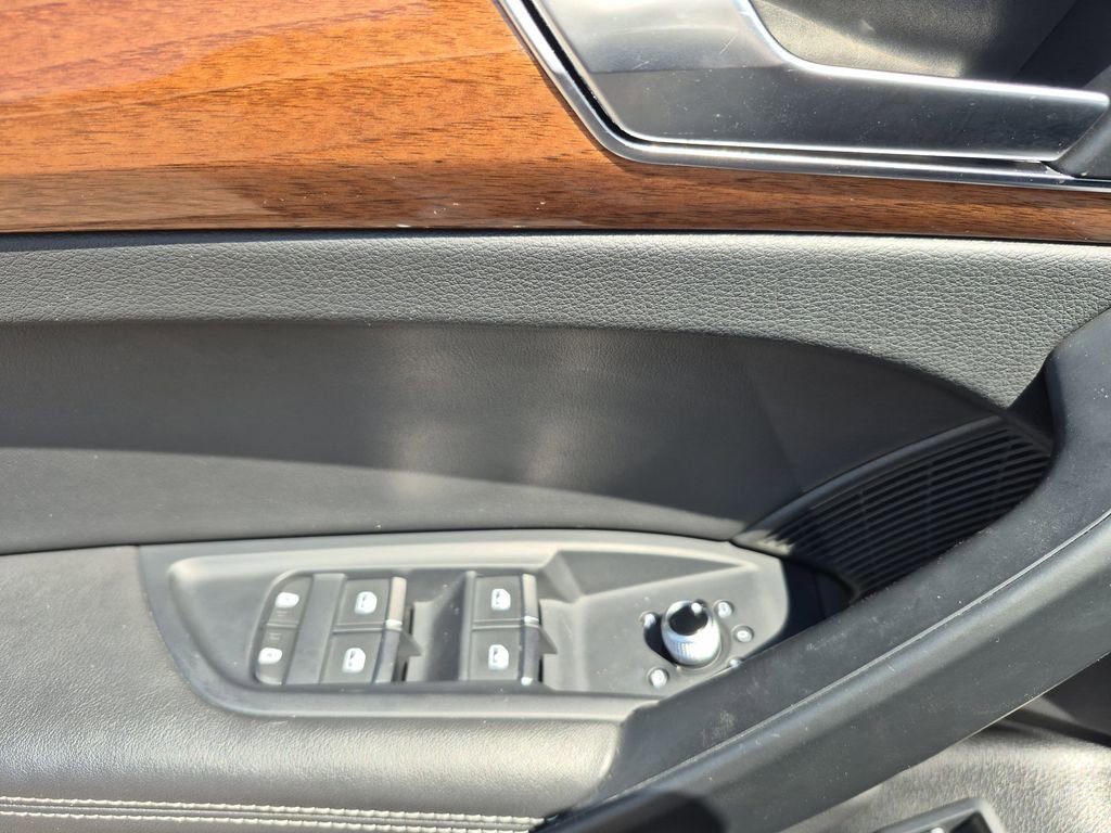 Used 2023 Audi Q5 2.0T Premium Plus image 7