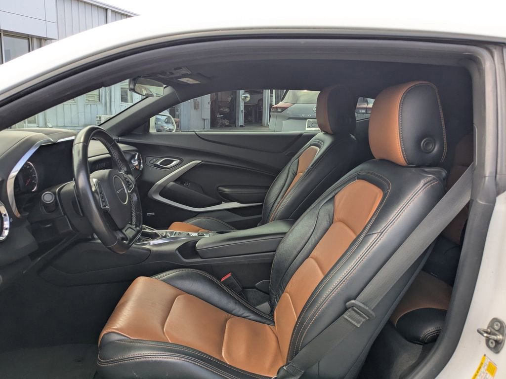 Used 2018 Chevrolet Camaro LT w/ RS Package RWD image 13