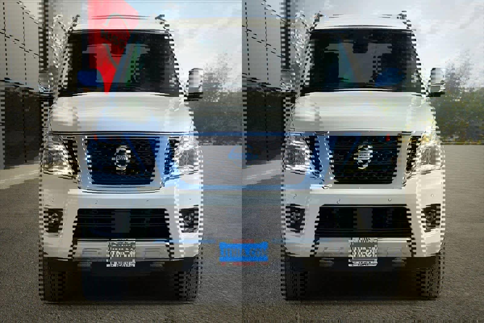 Used 2017 Nissan Armada Platinum image 11