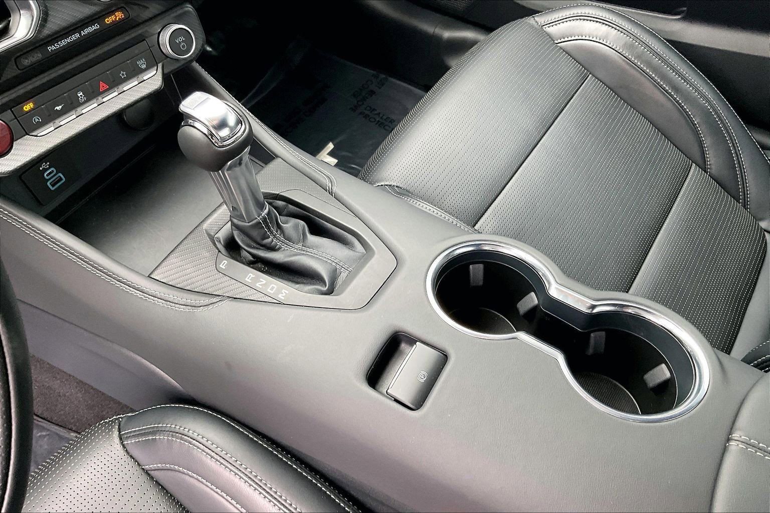 Used 2025 Ford Mustang GT Premium image 13