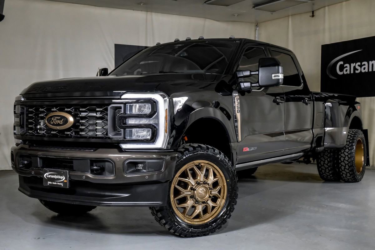 Used 2025 Ford F350 King Ranch image 4