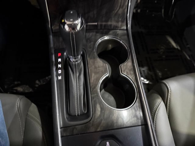 Used 2015 Chevrolet Impala LT w/ Convenience Package FWD image 19