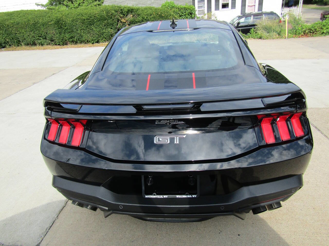 Used 2024 Ford Mustang GT w/ GT Performance Package image 9