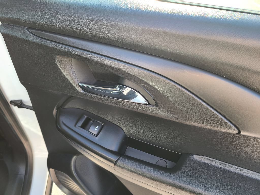 Used 2022 Chevrolet TrailBlazer LS FWD image 13