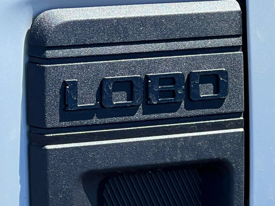 Used 2026 Ford Maverick Lobo AWD/4WD image 2