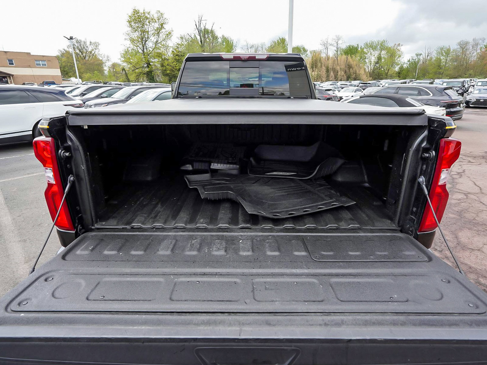 Used 2021 Chevrolet Silverado 2500 LTZ w/ Carhartt Edition AWD/4WD image 47