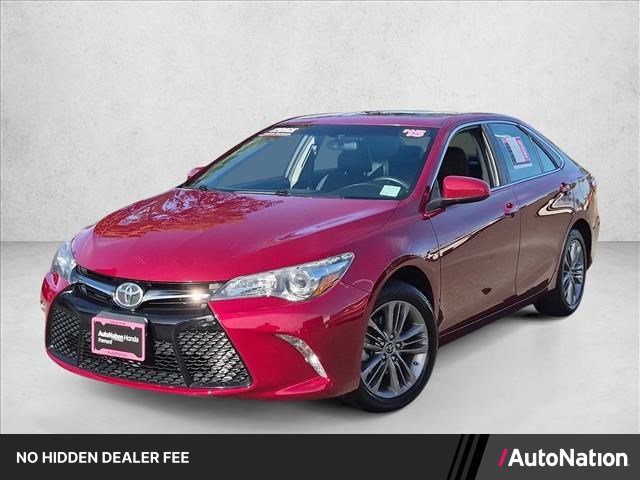 Used 2015 Toyota Camry SE w/ Moonroof Package