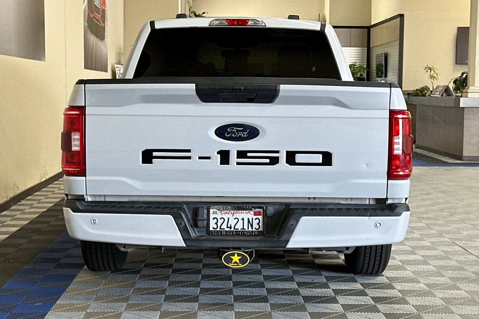 Used 2022 Ford F150 XLT w/ Equipment Group 301A Mid RWD image 5