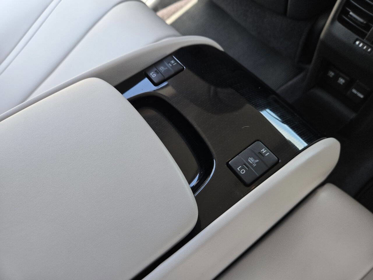 Used 2018 Toyota Mirai image 33