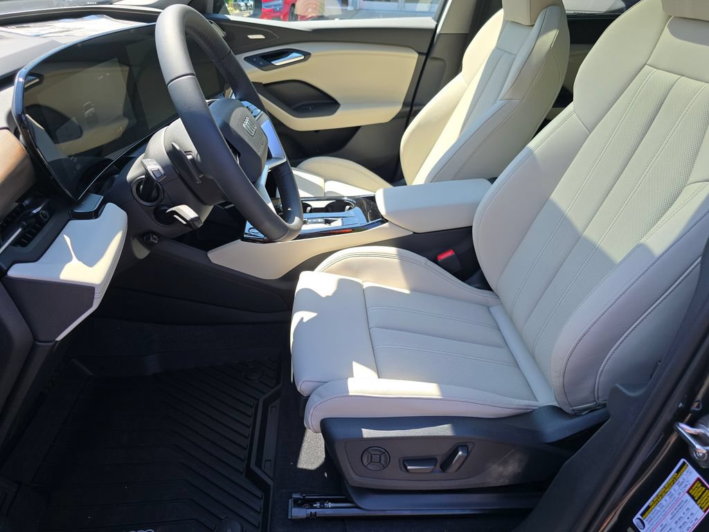 New 2027 Audi Q6 e-tron Prestige AWD/4WD image 18