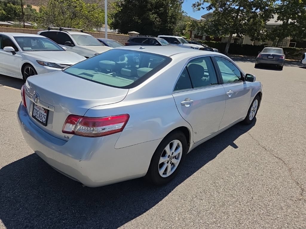 Used 2010 Toyota Camry FWD image 5