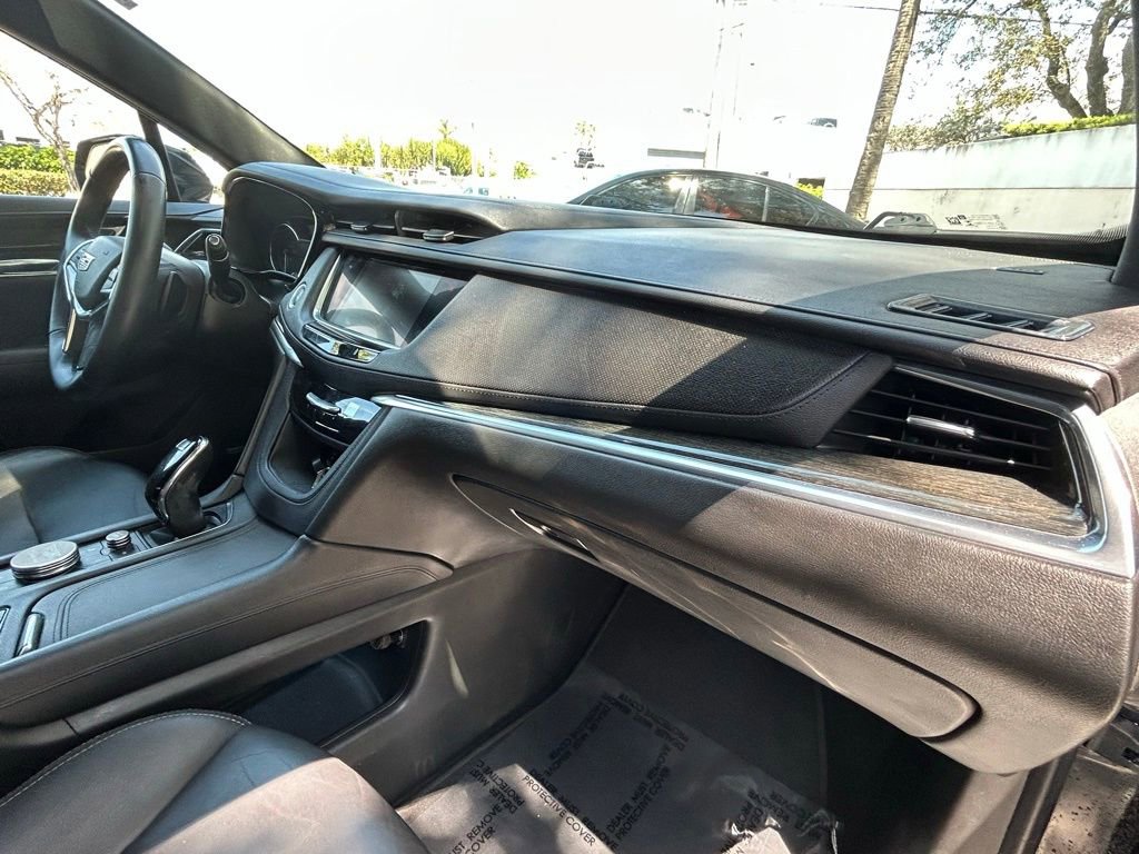 Used 2020 Cadillac XT5 Premium Luxury image 34