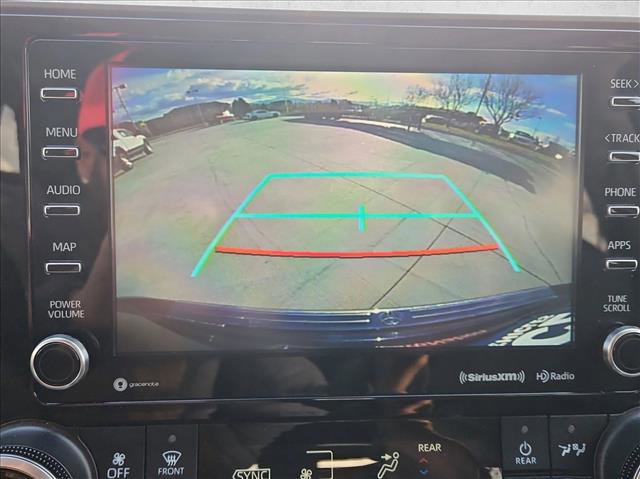 Used 2022 Toyota Highlander XLE image 14