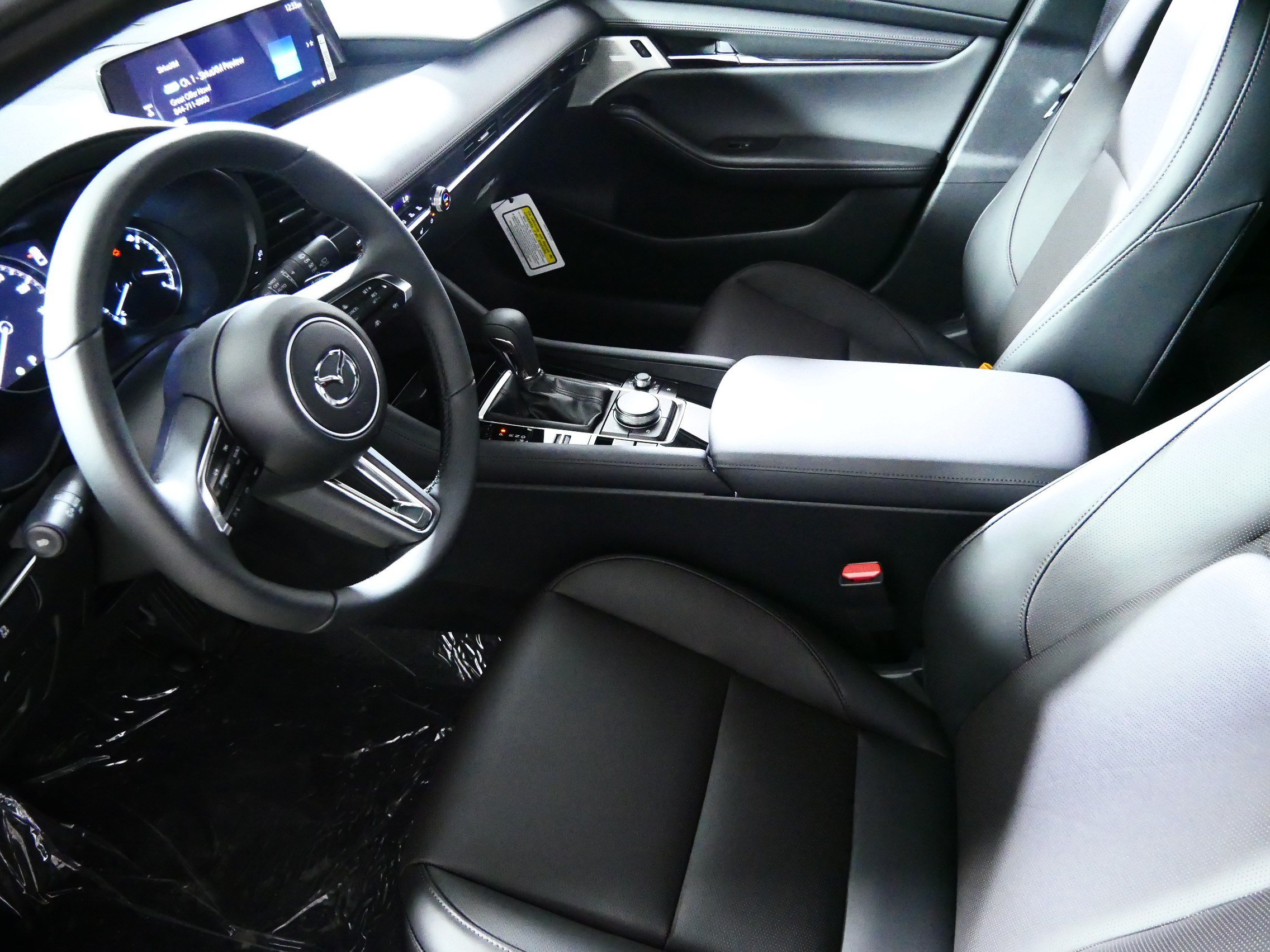 New 2026 MAZDA MAZDA3 Hatchback w/Premium Plus Pkg AWD/4WD image 4