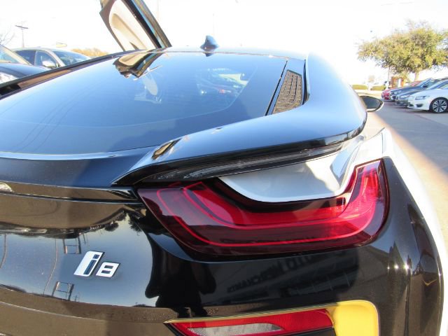 Used 2014 BMW i8 image 25