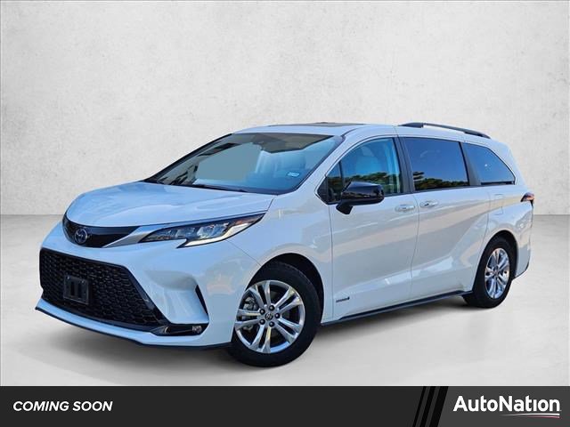 Used 2021 Toyota Sienna XSE