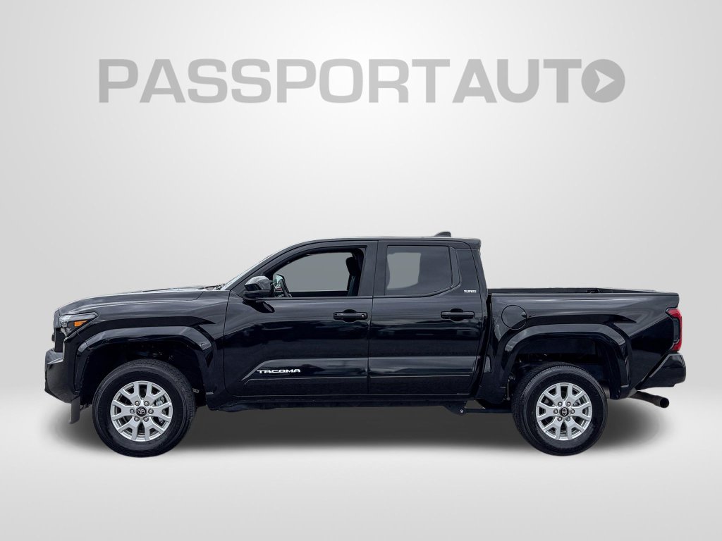 Certified 2025 Toyota Tacoma SR5 AWD/4WD image 2