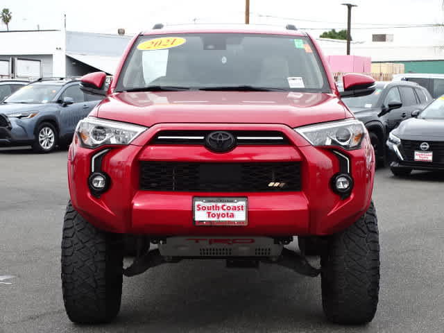 Used 2021 Toyota 4Runner SR5 Premium w/ Moonroof Package RWD image 3