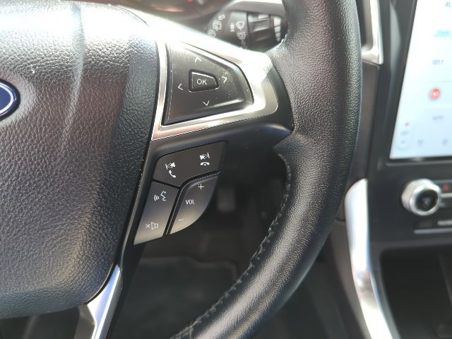 Used 2024 Ford Edge Titanium image 13