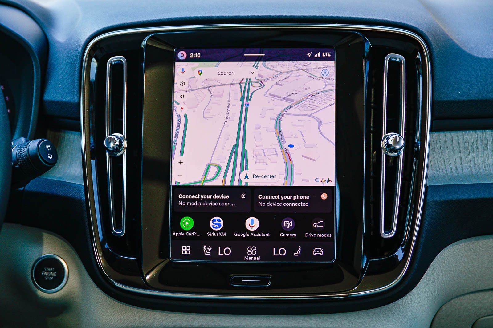 Certified 2026 Volvo XC40 B5 Ultra w/ Climate Package image 15