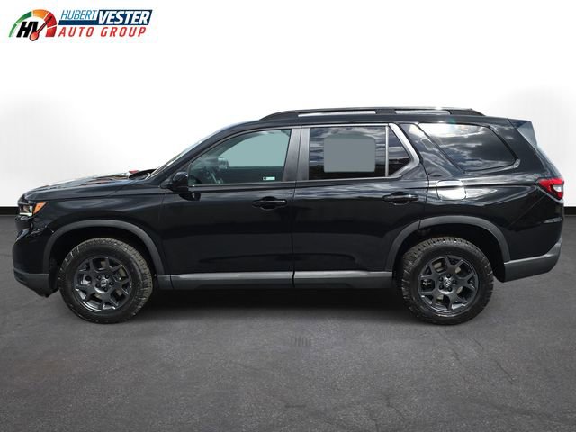 New 2025 Honda Pilot TrailSport