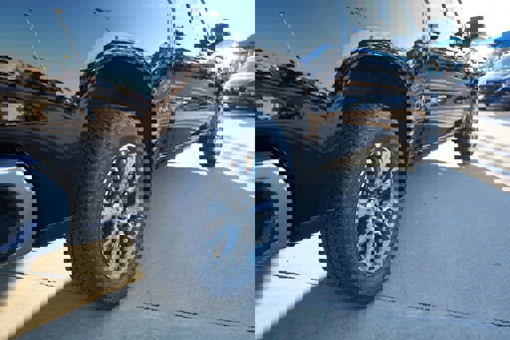 New 2026 Chevrolet Silverado 1500 LT image 9