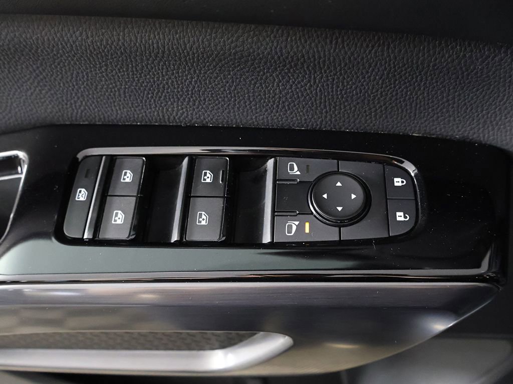 Used 2024 Nissan Pathfinder SL w/ SL Premium Package AWD/4WD image 41