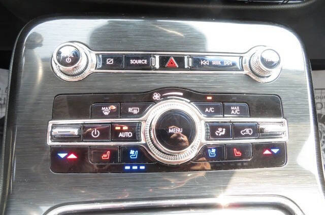 Used 2021 Lincoln Nautilus Reserve w/ Class II Trailer Tow Package image 24