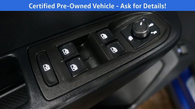 Certified 2024 Volkswagen Taos SE image 29